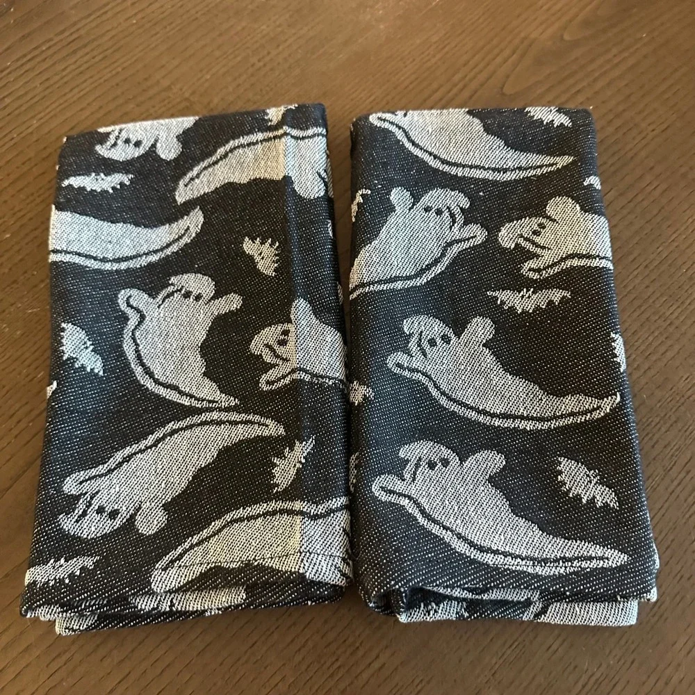2 Halloween Ghost & Bat Cloth Napkins‎ 20'' Black White Spooky Table Decor